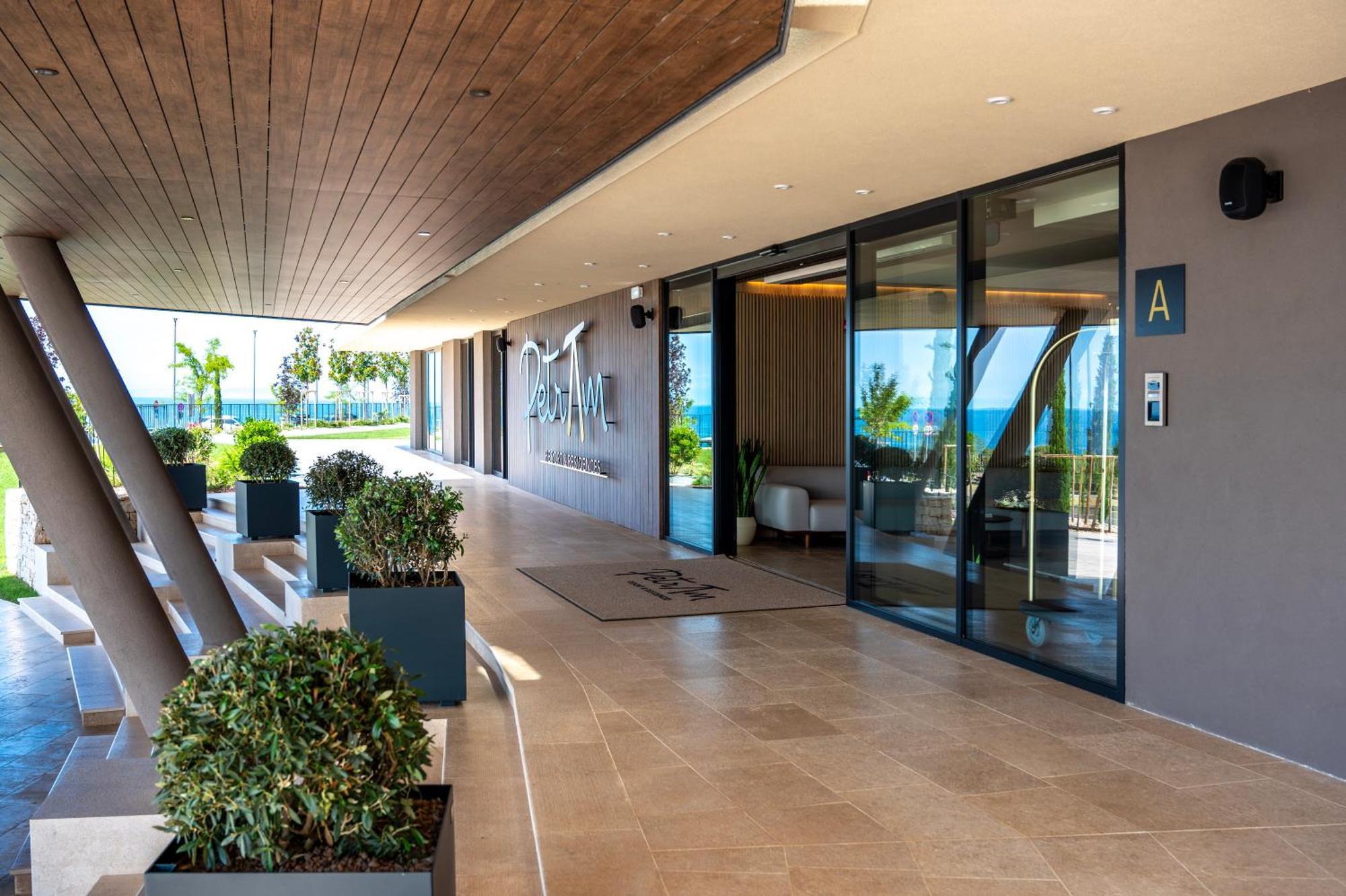 Petram & Residences